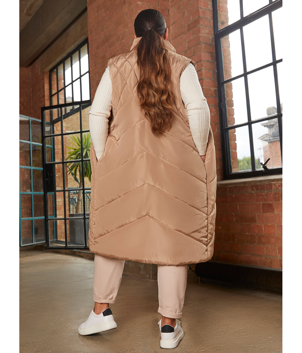 Chi Chi London Diamond Quilt Detail Longline Padded Gilet in Tan